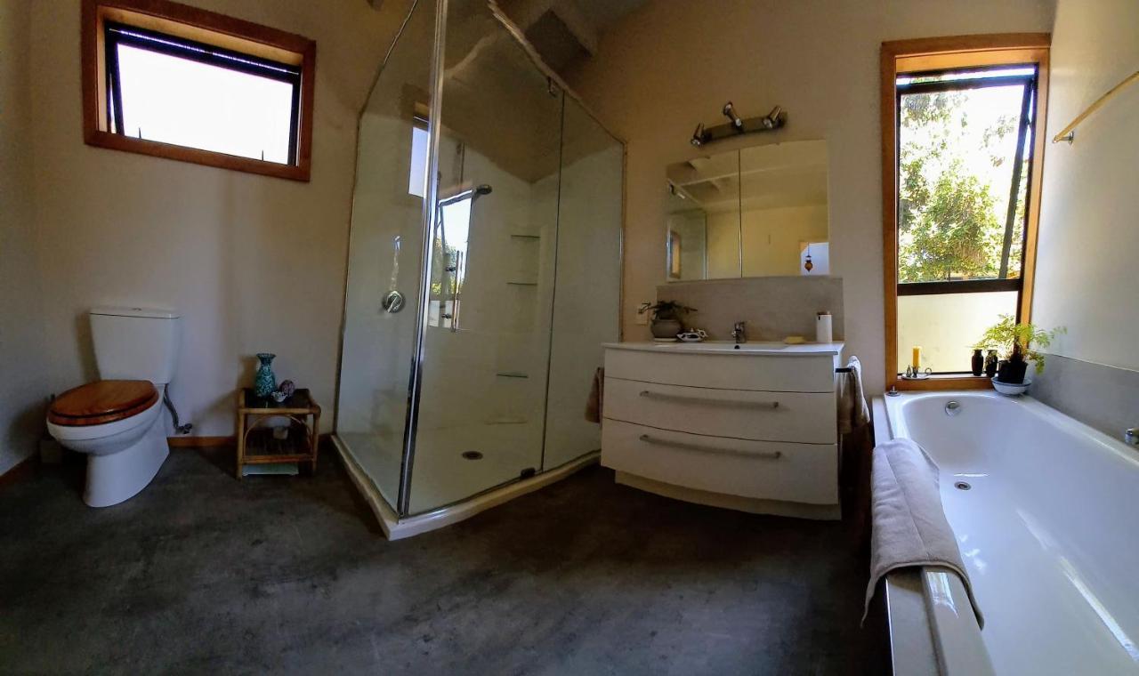 Birds Eyes Te Awanga Bed & Breakfast Dış mekan fotoğraf