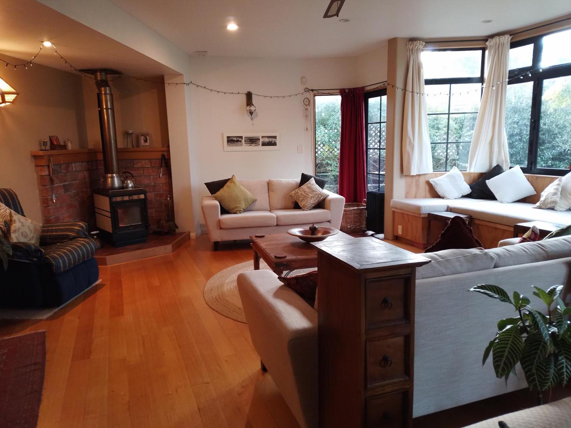 Birds Eyes Te Awanga Bed & Breakfast Dış mekan fotoğraf